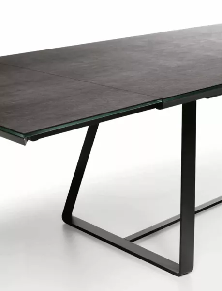 Alfred Dining Table