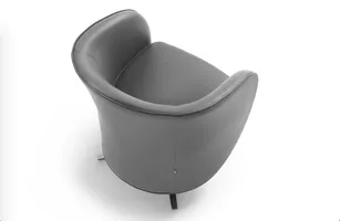 Well Swivel Armchair