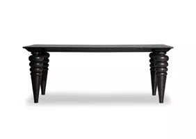 Fidelia Classic Dining Table
