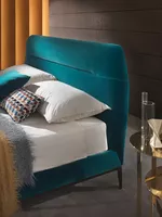 Ritz Bed