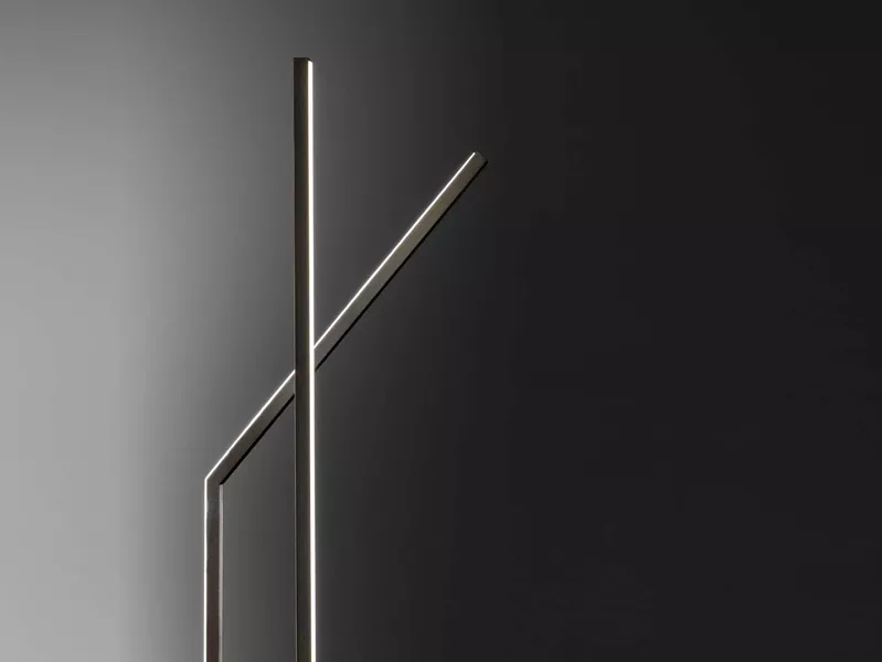 Essential Angolo Floor Lamp